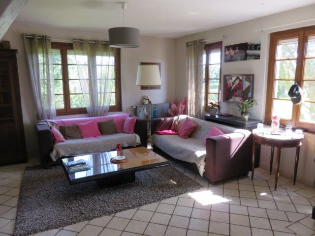 LONGERE 6 LITTORAL EXCLUSIVITE 4 chambres. Parfait état.